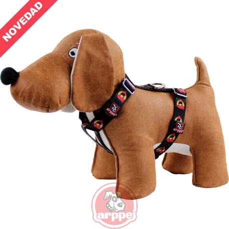 ARNES NYLON LOVE IS IN THE AIR